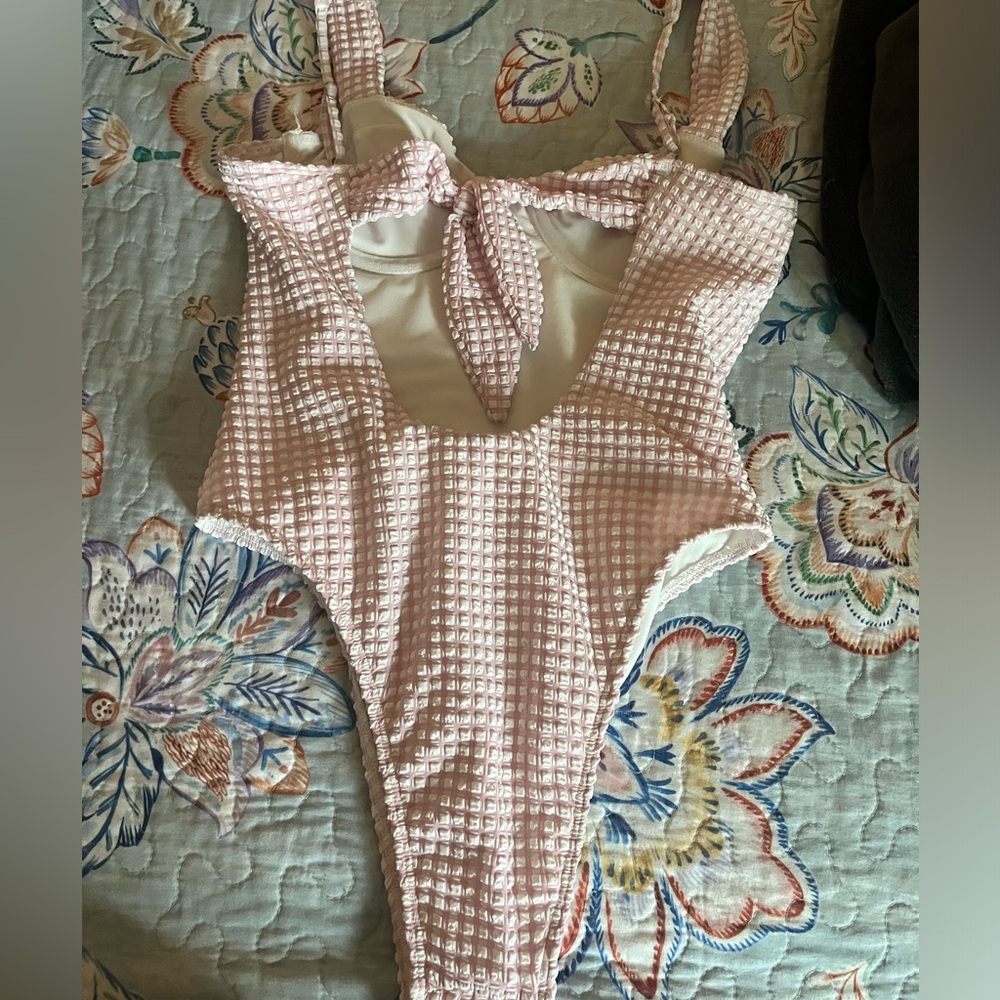 Abercrombie & Fitch swim/one piece - Picture 2 of 3